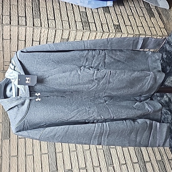 NWT Under Armour Hooded Sweatshirt Kangaroo Pockets Sz 3XL Gray - Picture 1 of 12